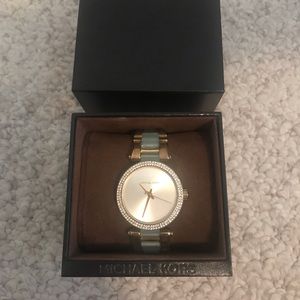Authentic with box Micheal Kors Watch